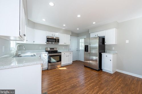 7216 Hearthside Trl, Fredericksburg VA  22407-7478 exterior