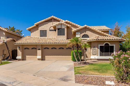 1717 Oak Harbor Dr, Gilbert, AZ 85234-4991