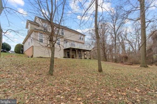 2716 Hollywell Ct, Bowie MD  20721-3013 exterior