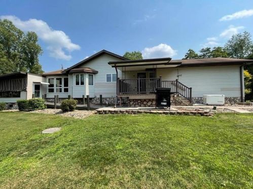 410 Ridgewood Dr, Fredericktown, PA 15333-2028