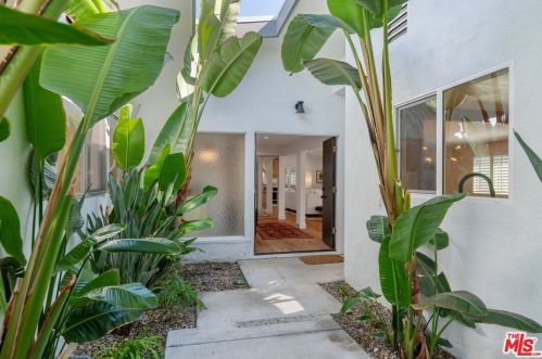 5814 Wilkinson Ave, North Hollywood CA  91607-1134 exterior