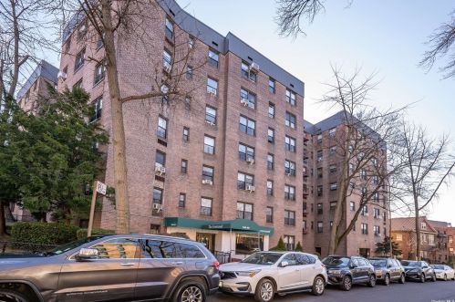 140-10 84th Dr, Jamaica, NY