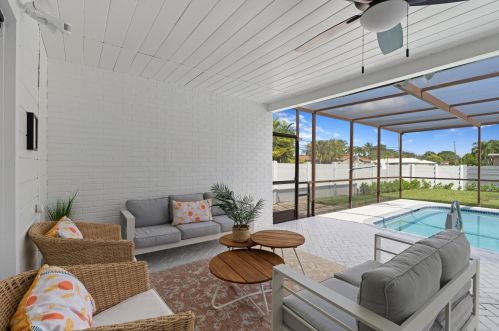 1831 56 Ave, Hollywood FL exterior