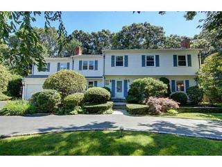16 Wildflower Rd, Barrington, RI 02806-5018