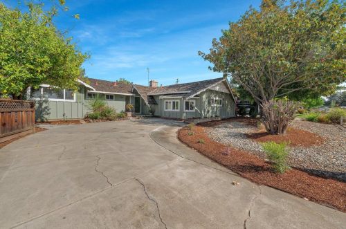 50 Midway St, Campbell, CA 95008-2412