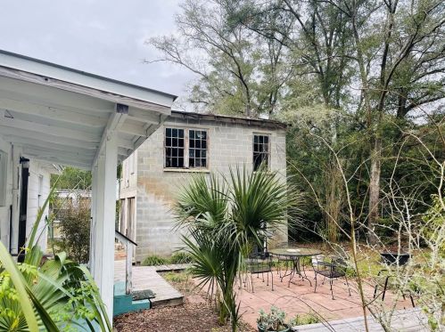 506 Tallahassee St, Carrabelle FL  32322-3204 exterior