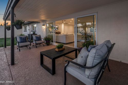 8649 Plz Ave, Scottsdale AZ 85250-6706 exterior