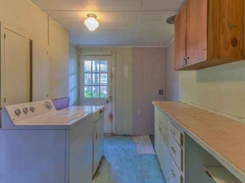 1046 Balboa Ave, Del Monte Park CA  93950-2102 exterior