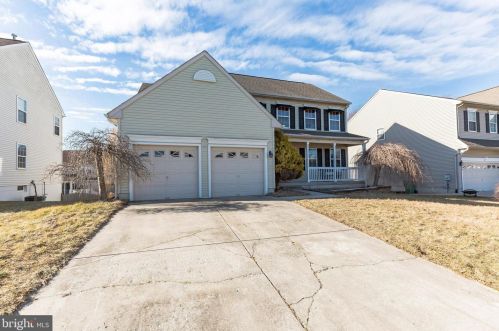 142 Laurel Trl, Swedesboro NJ  08085-4074 exterior