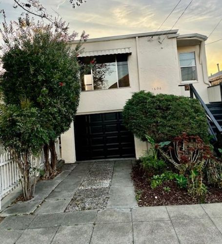 1606 Stannage Ave, Berkeley, CA 94702-1321