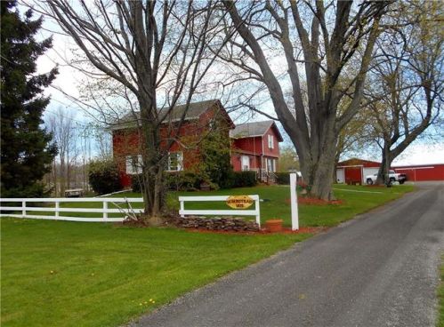 6594 Fisher Rd, Williamson, NY 14589-9527
