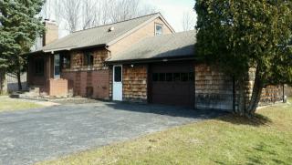 5920 Bowman Rd, East Syracuse NY  13057-9553 exterior