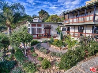26385 Ingleside Way, Malibu, CA 90265-2933