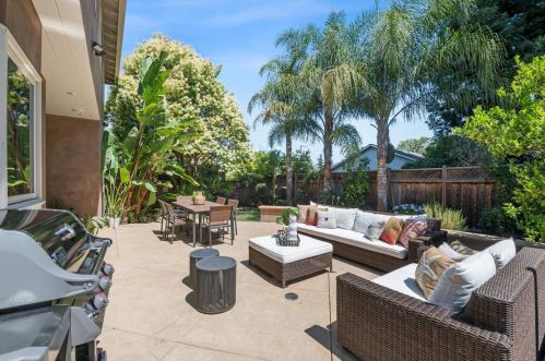 503 Upton St, Redwood City CA  94062-2941 exterior