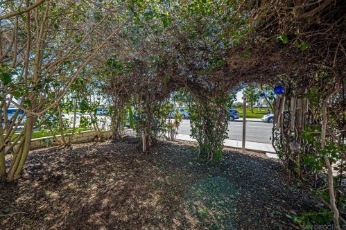 11225 Westonhill Dr, San Diego CA  92126-1447 exterior