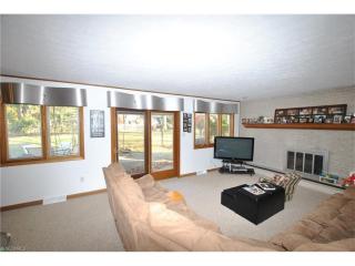 6667 Cheryl Ann Dr, Cleveland OH  44131-3718 exterior