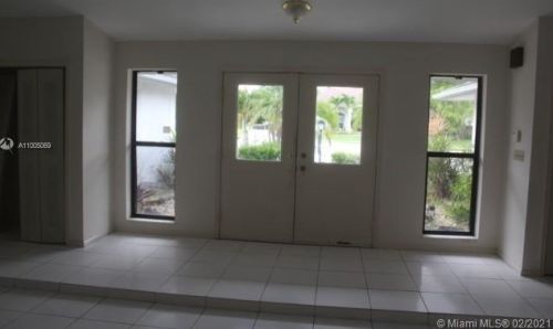 614 Santa Clara Trl, West Palm Beach, FL 33414-3922