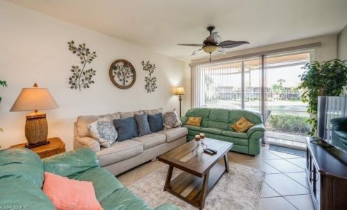 1645 Windy Pines Dr, Naples, FL 34112-2775