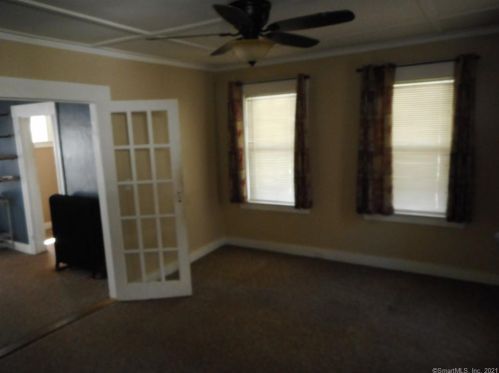 168 Main St, Putnam CT  06260-2315 exterior