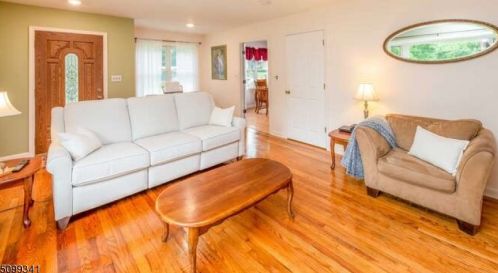 502 Ridge Rd, West Milford NJ  07480-1940 exterior