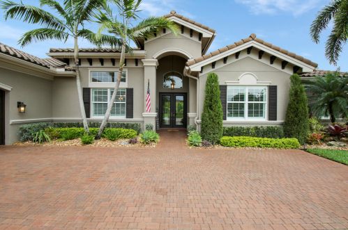 7906 Arbor Crst Way, West Palm Beach FL  33412-2467 exterior