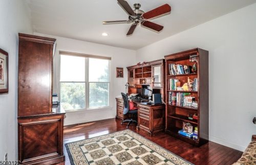 21 Patrick Henry Pl, East Amwell Township NJ  08551-1805 exterior