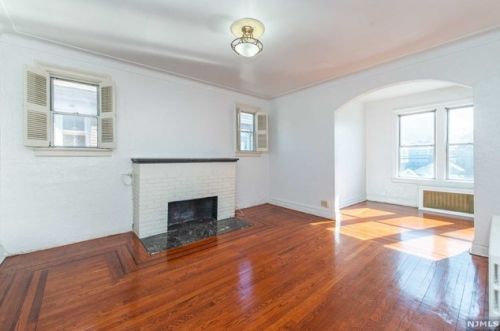 712 87th St, North Bergen NJ  07047-5107 exterior