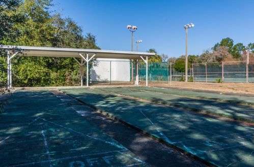 114 Oak Village Blvd, Homosassa FL  34446-5544 exterior