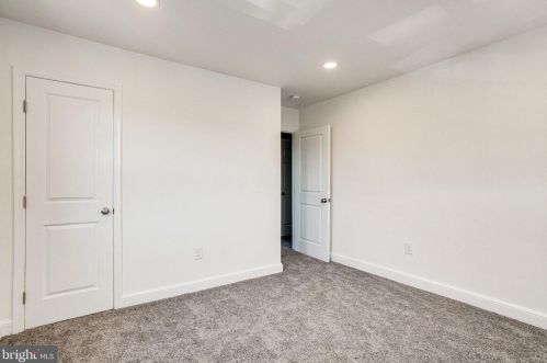 4358 Dubois Pl, Washington DC  20019-4263 exterior