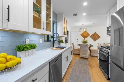 625 Guadalupe Ave, Redondo Beach, CA 90277-2958