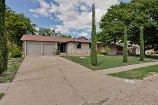 1232 Colfax Dr, Richardson TX  75080-6755 exterior