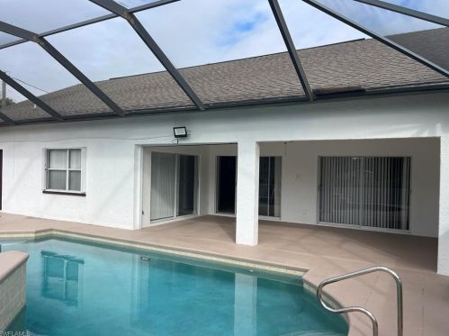 1140 Golden Gate Blvd, Naples, FL 34120-2175