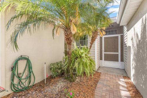2428 New Haven Cir, Ruskin, FL 33573-7135