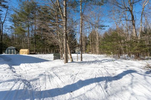 16 Saddle Back Cir, Ellsworth NH  03223-4748 exterior