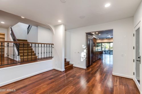 4735 65th St, Scottsdale AZ 85253-1886 exterior