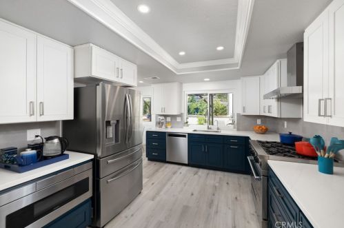 873 Calle Del Sol, Upland CA  91784-1879 exterior