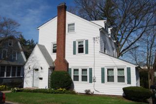 23 Hillside Ave, Stamford, CT 06902-2202