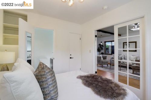 3963 Altamont Ave, Oakland CA 94605-2602 exterior