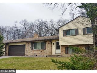 3240 Urbandale Ln, Minneapolis, MN 55447-1014