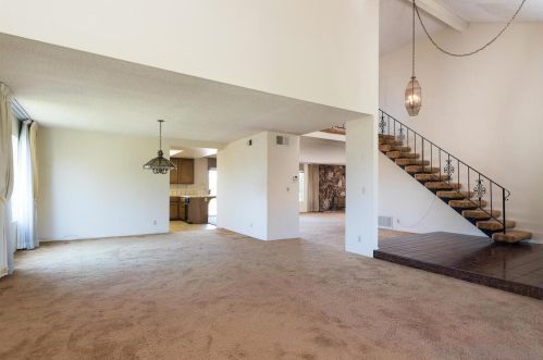 1201 Rippey St, El Cajon CA  92020-1741 exterior