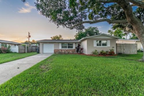 4825 Pasco Ave, Titusville FL  32780-6813 exterior