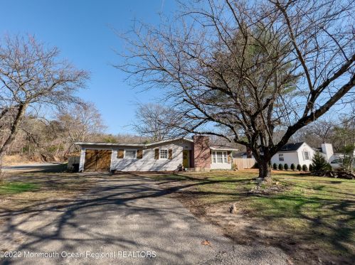 475 Toms River Rd, Jackson Twp NJ  08527-3722 exterior