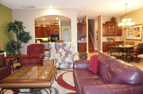 3258 King George Dr, Orlando FL  32835-5902 exterior
