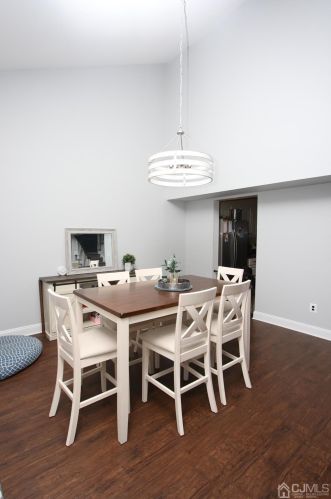 42 Front Ct, Old Bridge NJ  08857-1943 exterior