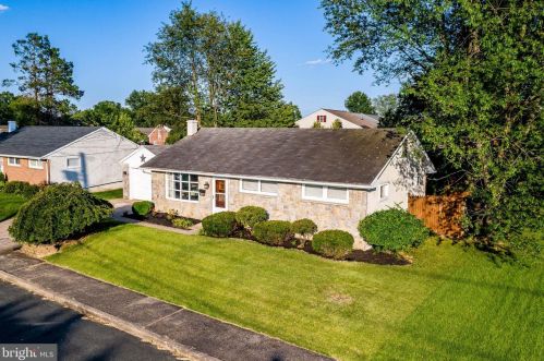 120 Kay St, Pottstown, PA 19464-3722