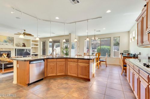 35313 26 Ave, Phoenix AZ 85086-6652 exterior