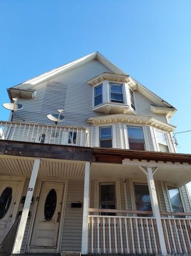 75 Woodward Ave, Waterbury, CT 06705-1944