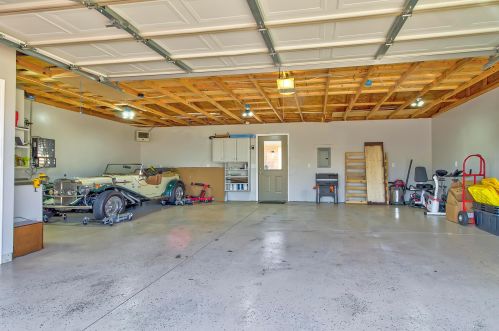 1977 Willoughby Ave, Springfield OH  45502-7548 exterior
