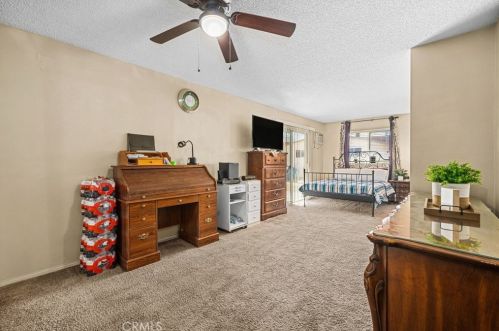 16193 Colina St, Victorville CA  92395-3610 exterior