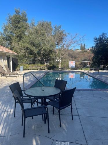 29609 Canwood St, Calabasas CA  91301-4205 exterior